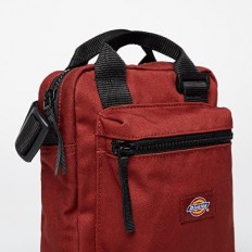 לצפייה במוצר תיק צד Dickies קטן ופרקטי – צבע בורדו (Maroon) עם תא קדמי וידית אחיזה